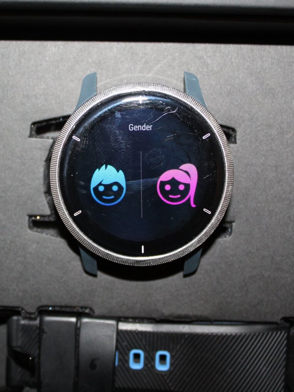 GARMIN VENU 2 GPS SMARTWATCH WORKOUTS SLEEP HEART MUSIC ANIMATED - Picture 8 of 9